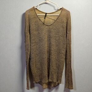 Jolie Gray V-Neck Knit Top